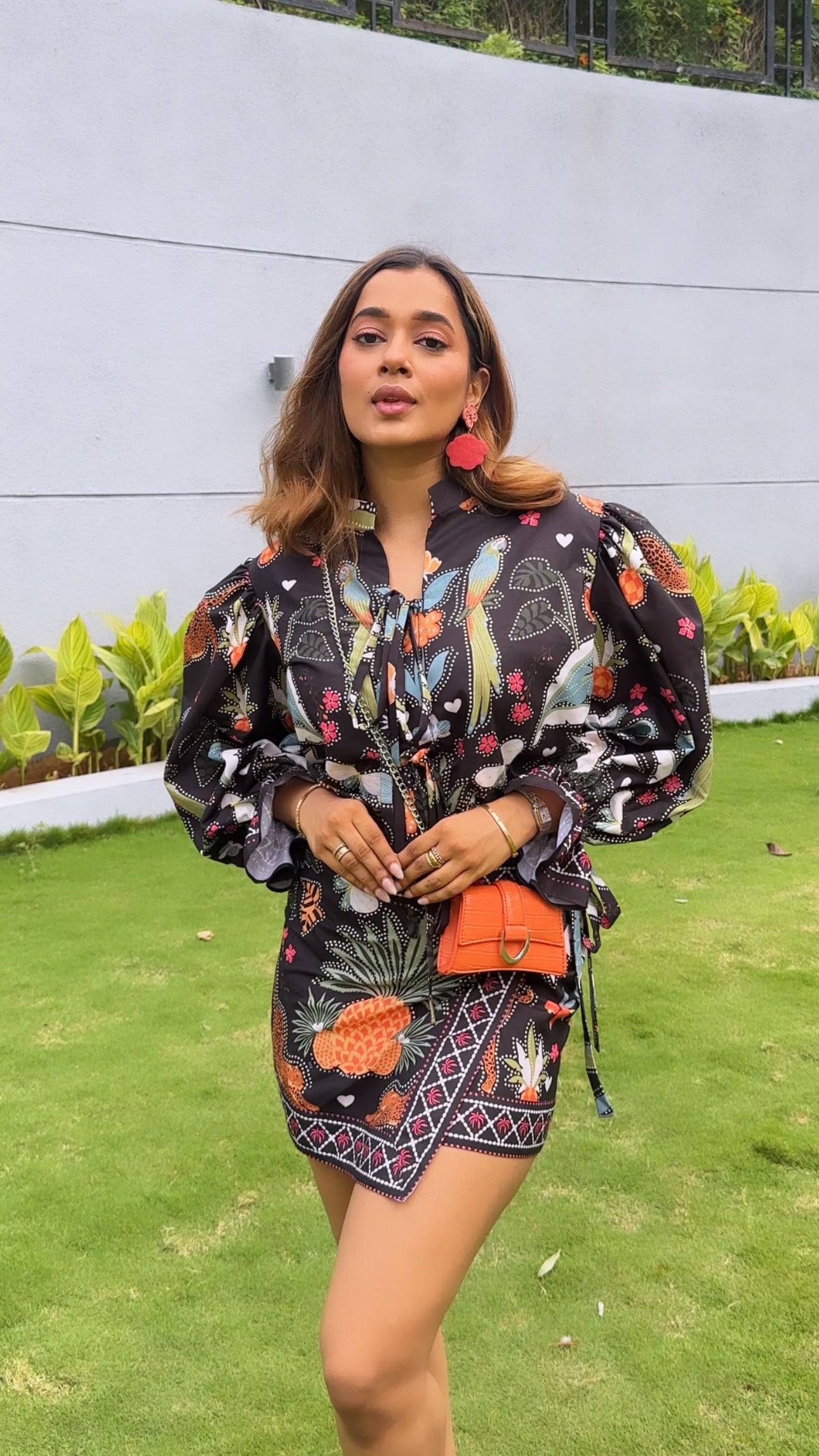 FATEMA IN BLACK GEORGIA