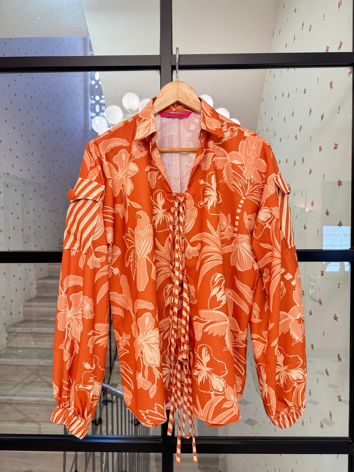 Oversized Shirt in Rust Toucan