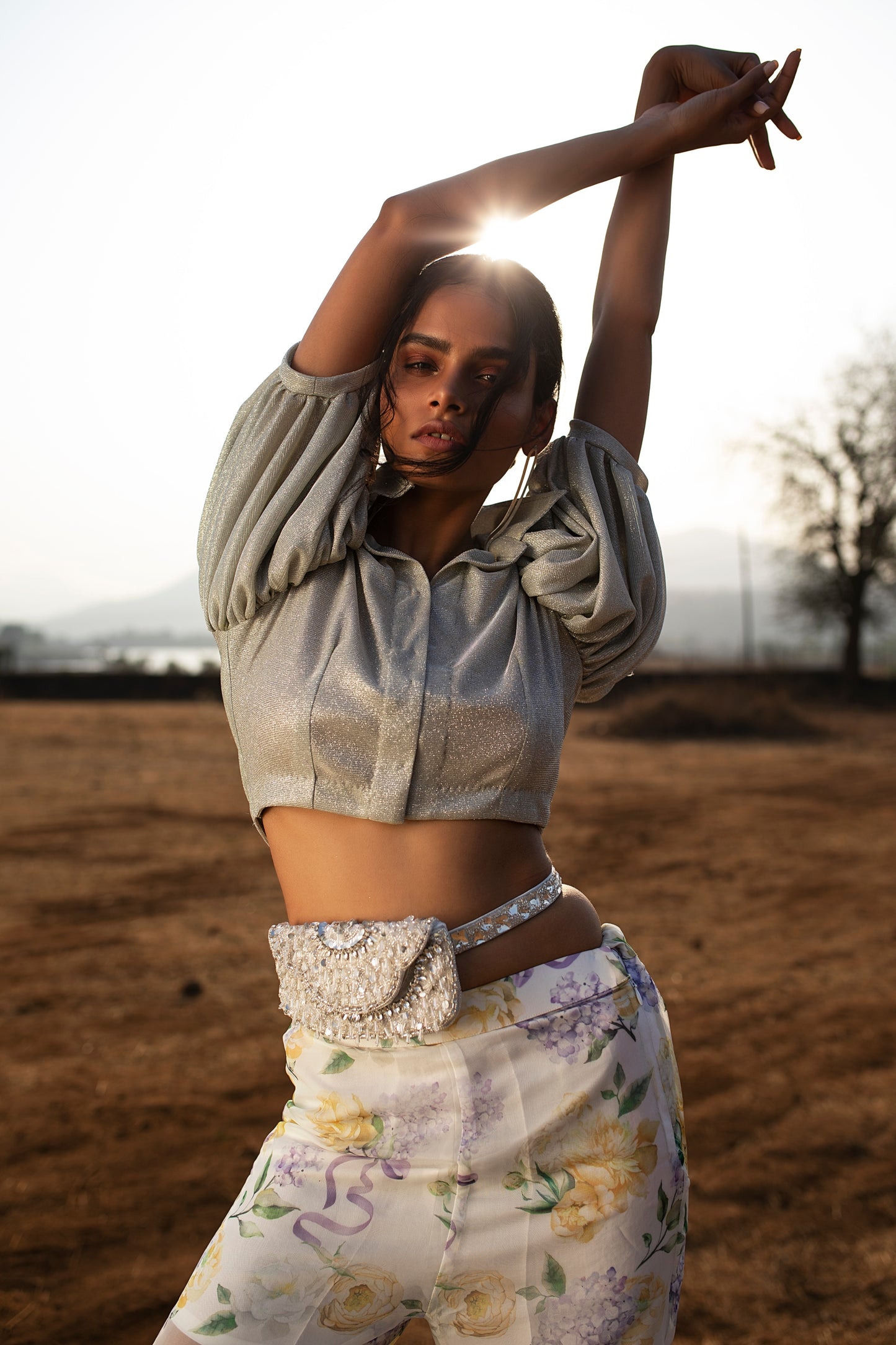 PUFF SLEEVES CROP SILVER SHIMMER SHIRT