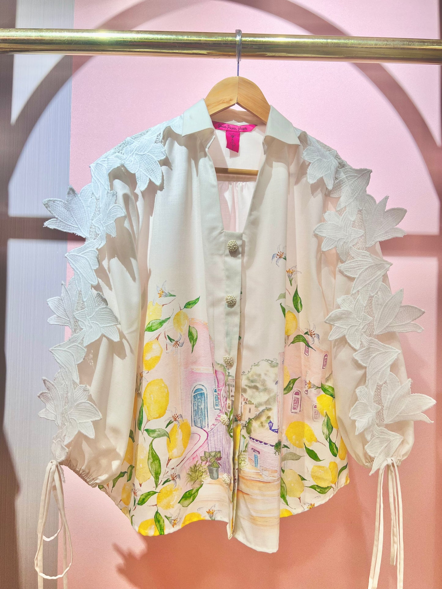 Oversized shirt in white coast