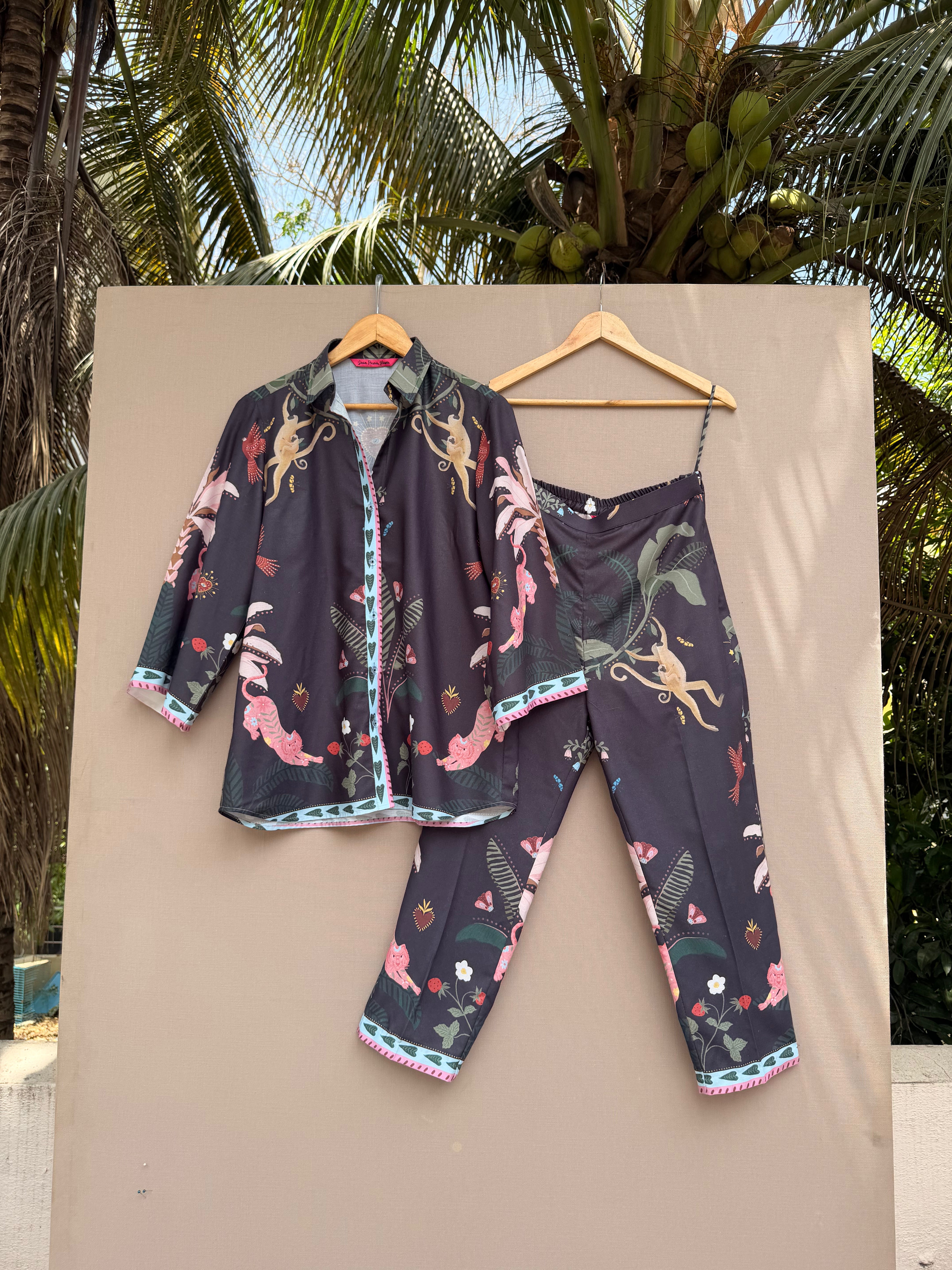 Black monkey print pants