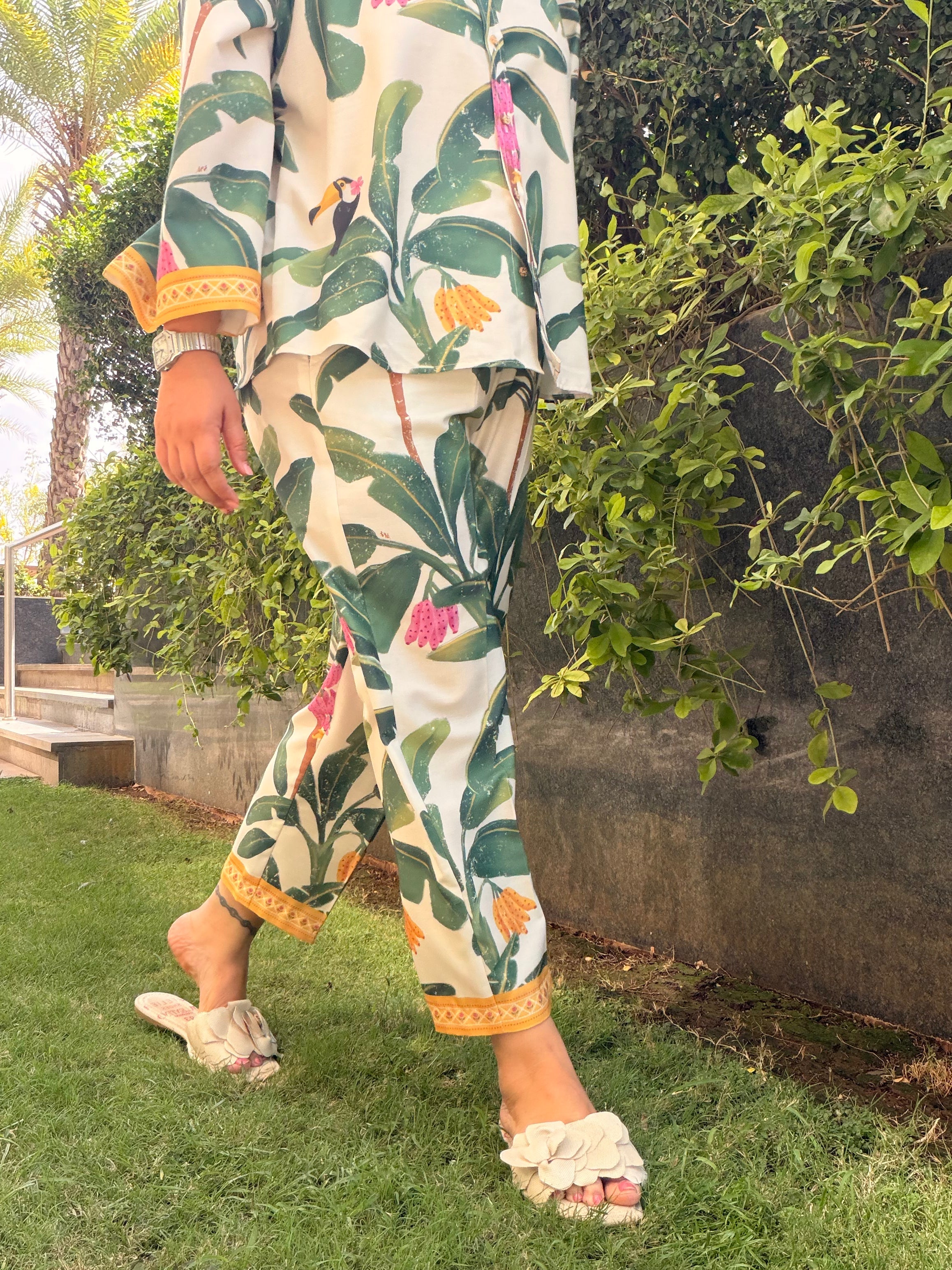 Cream banana print pants