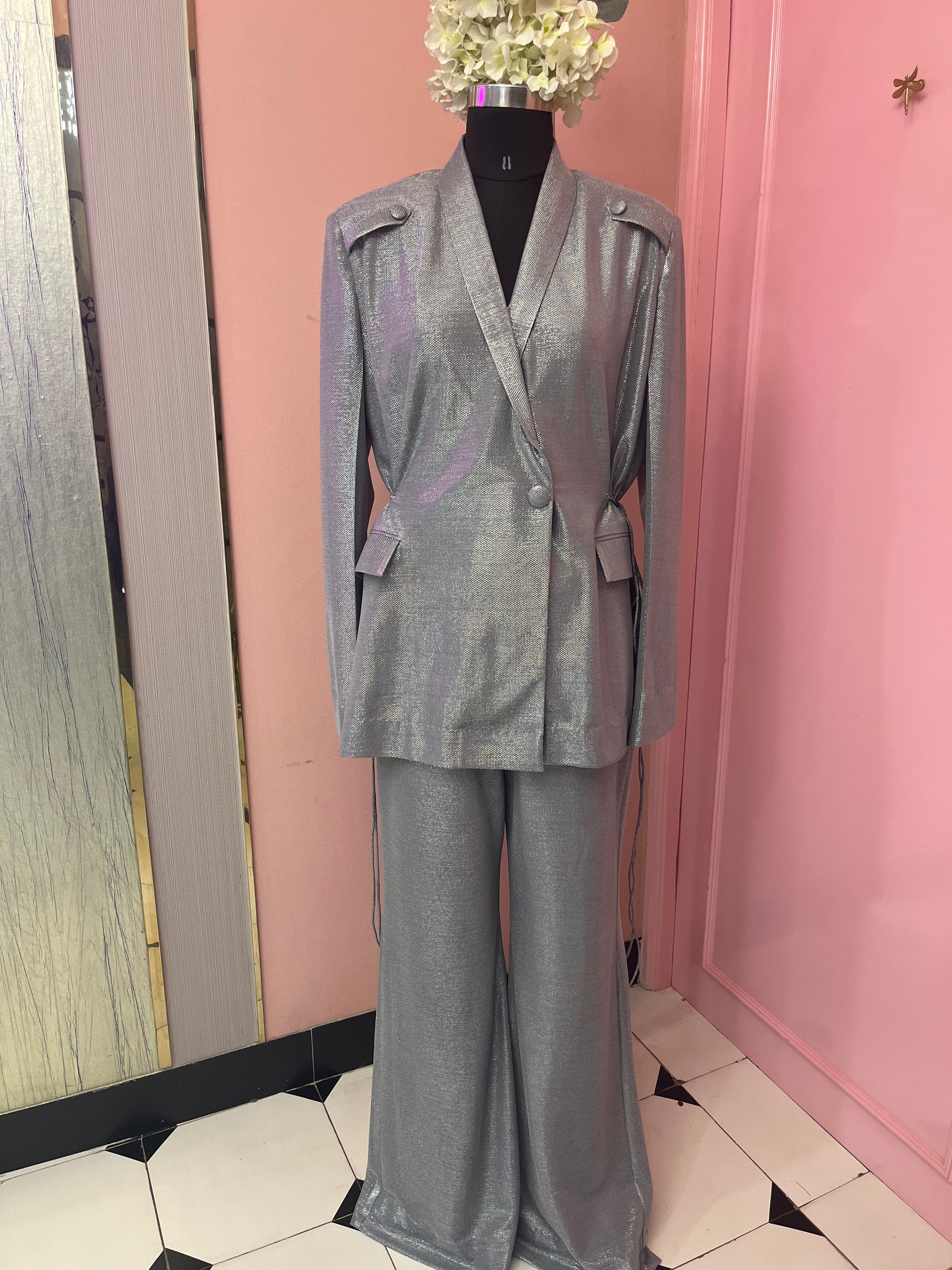 Clara in silver
