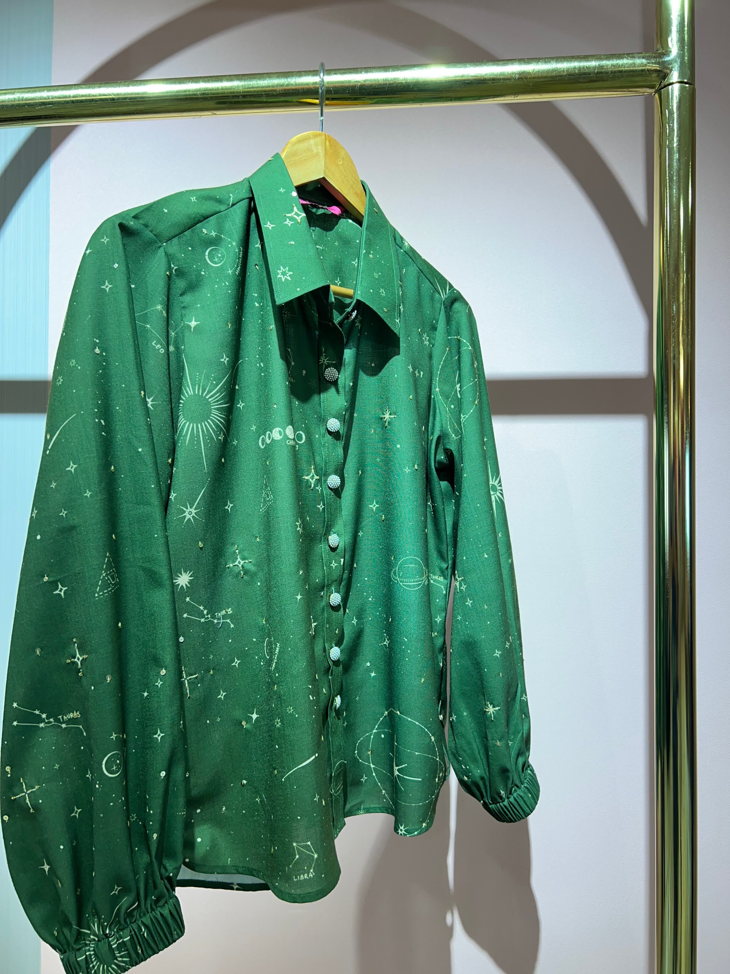 Celestial shirt in olive