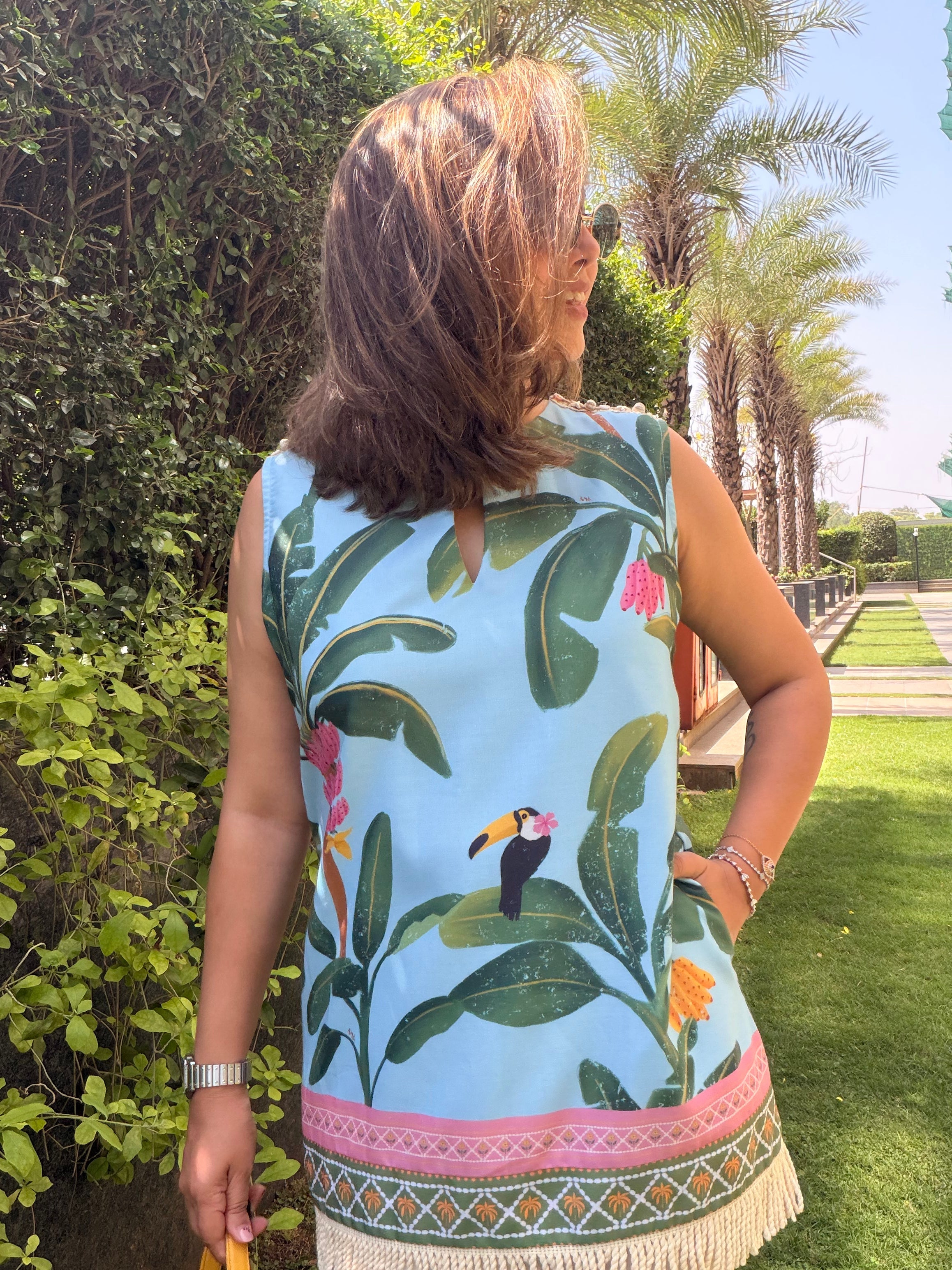 Blue banana print sleeveless kurta set