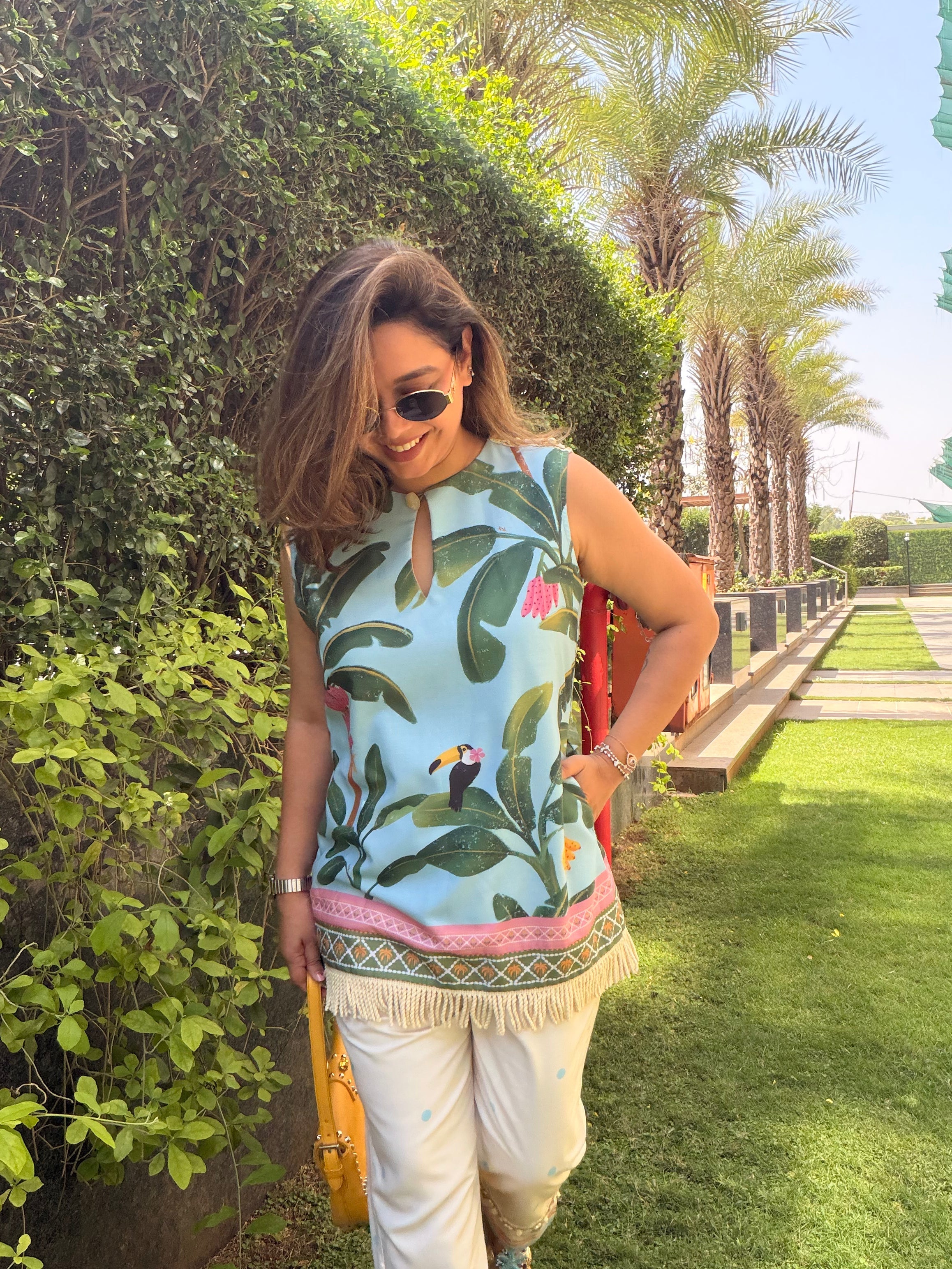 Blue banana print sleeveless kurta set