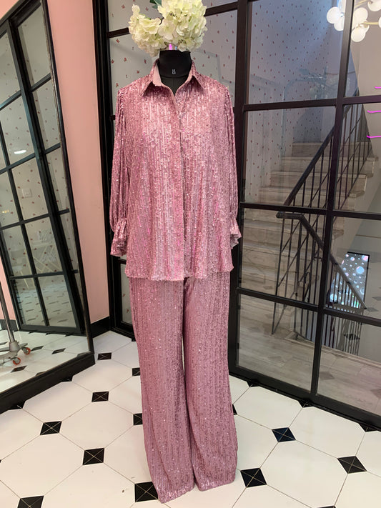 Crystal in dull pink