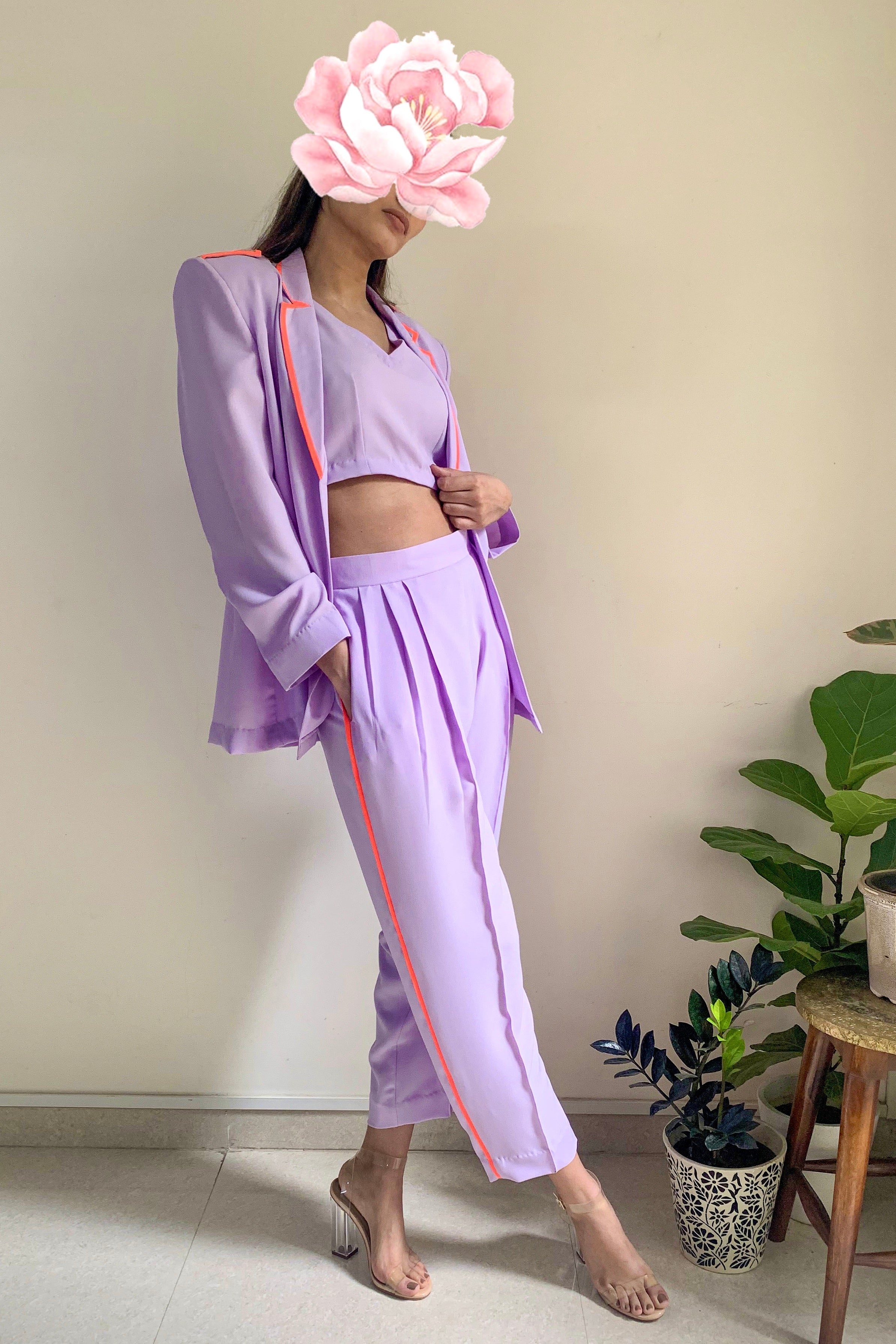 Elle in Lilac
