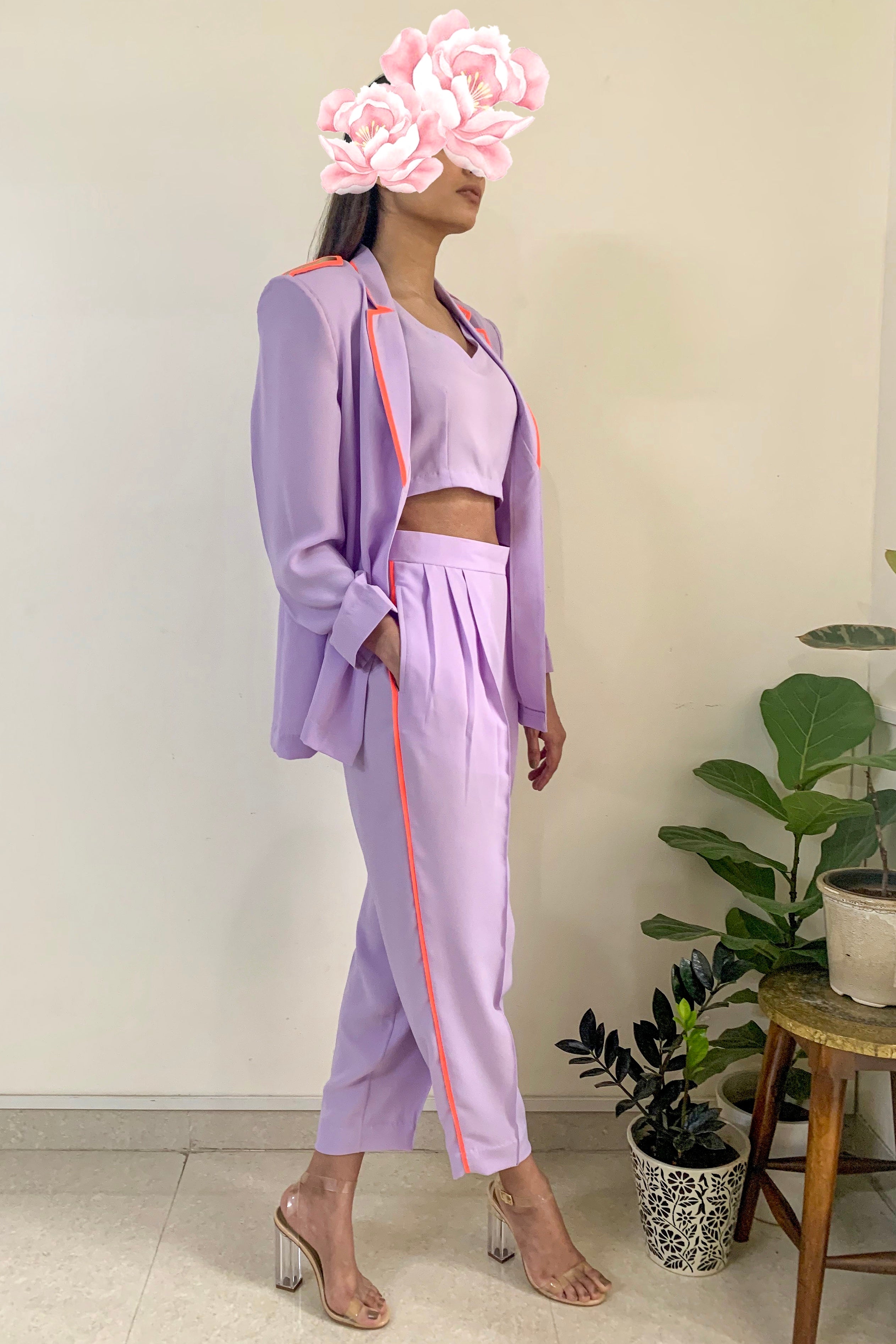 Elle in Lilac