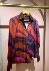 Cosmic wave shirt in pink