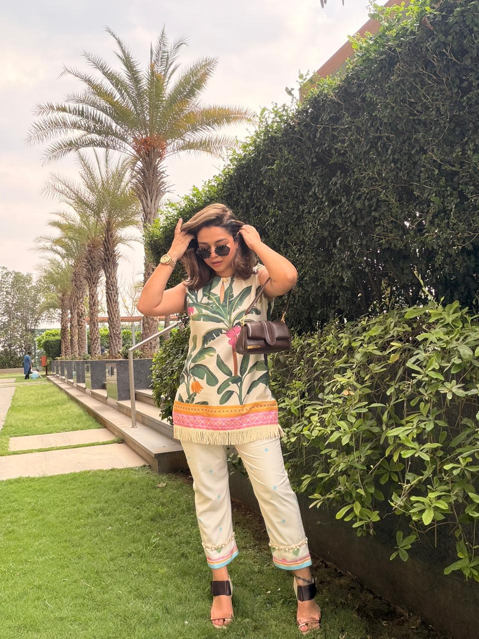 Cream banana print kurta set